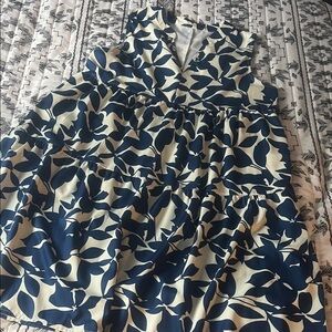 SHEIN Floral Blue & White Dress Size XL